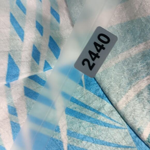 Royaura Hawaiian Shirt Mens 4XL Blue Pink Palm Leaf Aloha Vacation Button Up - Picture 9 of 9